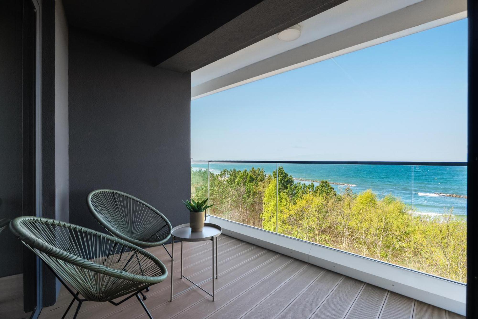 Nautic Park Apartamenty Darlowko Bagian luar foto